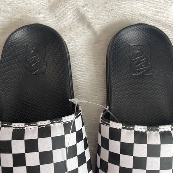NWT kids VANS slides - Picture 2 of 5